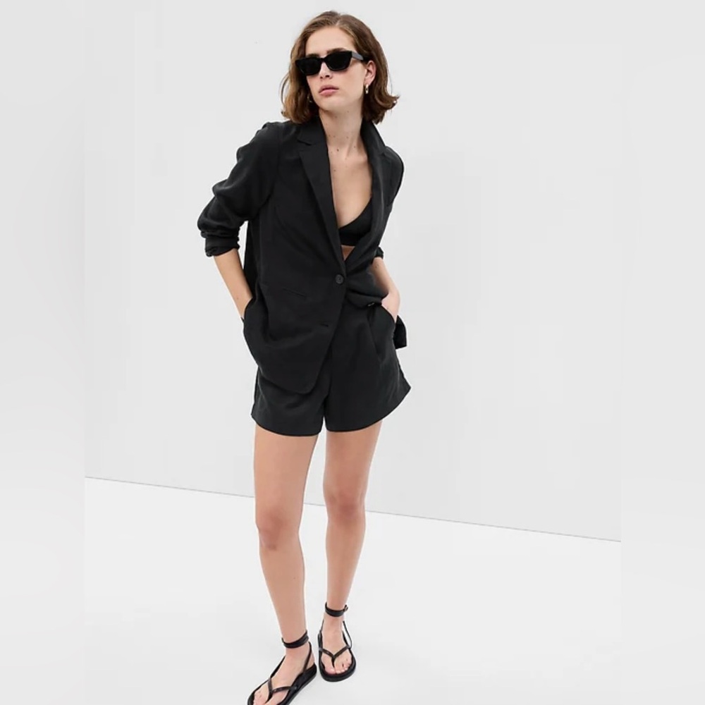 NWT GAP super soft blazer in black size XXL oversized, baggy. Plus size.